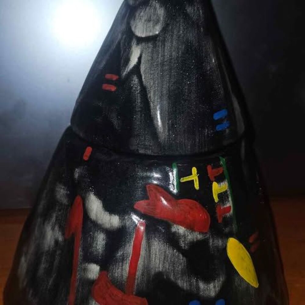 VINTAGE 1950s McCoy Pottery Vintage Teepee Cookie Jar USA